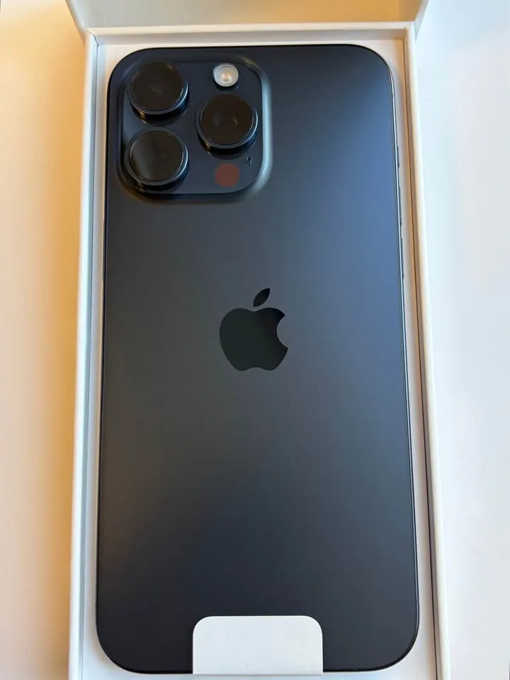 Apple iPhone 15 Pro Max 512GB – Blue Titanium – Brand New & Unlo image indicator(6)