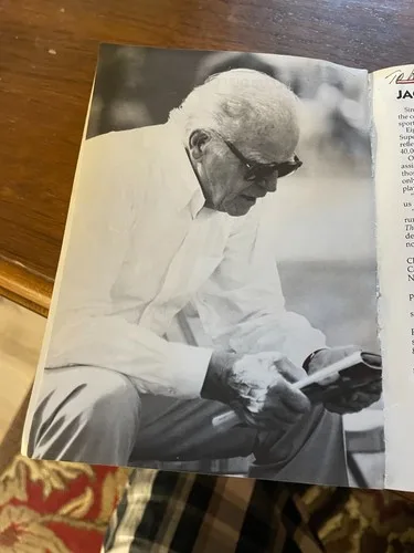 Redskins Jack Kent Cooke Signed 91 PRESS BOOK +GAME TICKET image indicator(8)