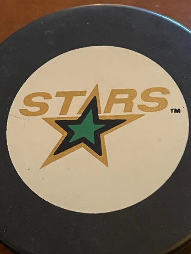 DALLAS STARS NHL JOHN A ZIEGLER PUCK w/CASE