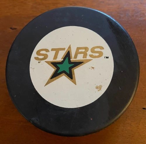 DALLAS STARS NHL JOHN A ZIEGLER PUCK w/CASE - photo 2