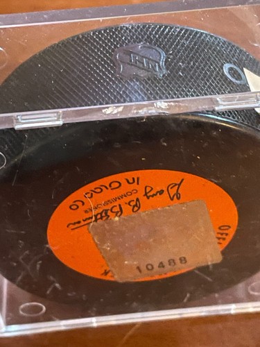 RON FRANCIS AUTOGRAPH PENGUIN INGLASCO OFFICIAL GAME PUCK - photo 5