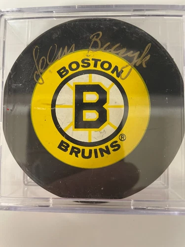 JOHN BUYCK BOSTON BRUINS Game SIGNED vintage GAME PUCK - photo 2