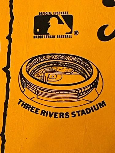 1970 VTG MLB PIRATES Pennant THREE RIVERS 1st YEAR image indicator(5)