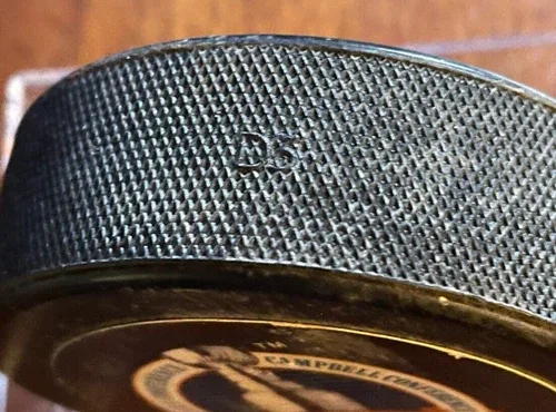 1991 NHL Stanley Cup Final Game Puck image indicator(3)