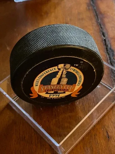 1991 NHL Stanley Cup Final Game Puck image indicator(9)