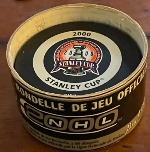 2000 Stanley Cup Final Game Puck NHL New Jersey Devils w/BOX
