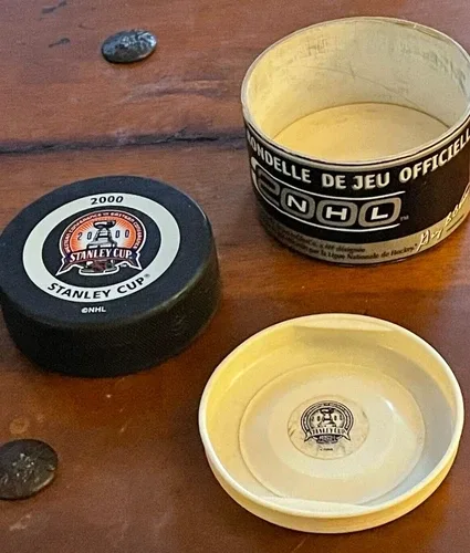 2000 Stanley Cup Final Game Puck NHL New Jersey Devils w/BOX image indicator(9)