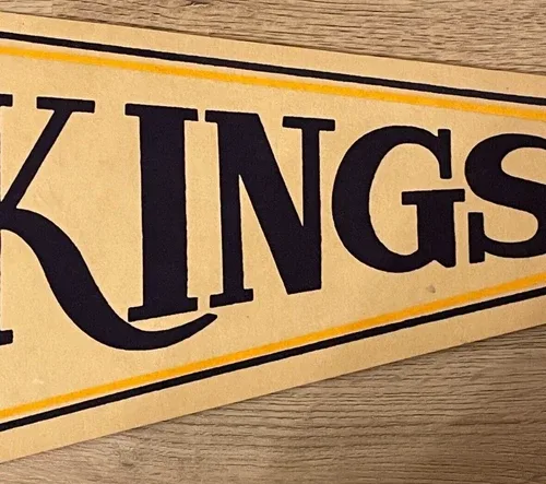 1970 Vintage LOS ANGELES KINGS NHL banner 29” x 12” PENNANT BANN image indicator(4)