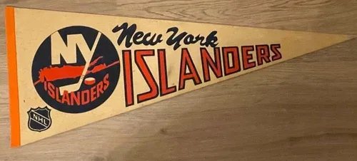 1970 Vintage NY ISLANDERS NHL banner 29” x 12”