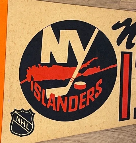 1970 Vintage NY ISLANDERS NHL banner 29” x 12” image indicator(6)
