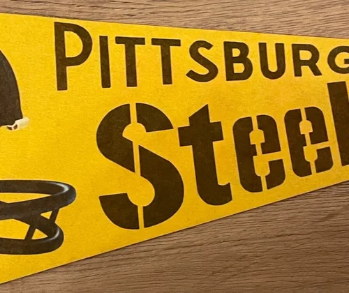 1980 NFL PITTSBURGH STEELERS vtg 3DLogo Pennant 30"x12" image indicator(3)