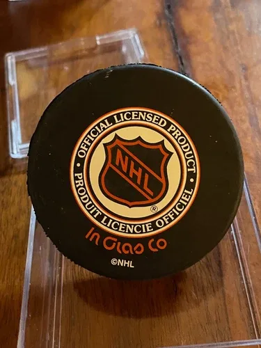 1998 ALL STAR GAME VANCOUVER NHL HOCKEY PUCK image indicator(4)