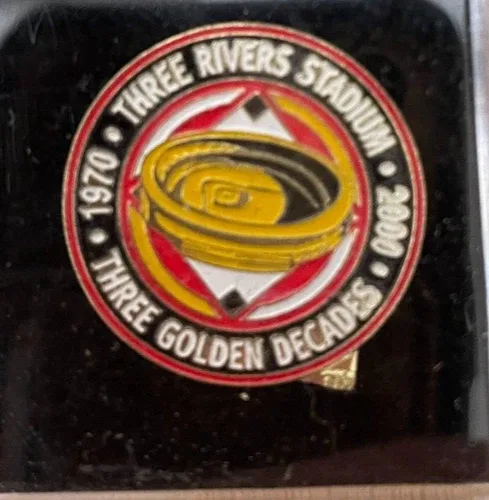 Vintage 1970-2000 MLB PITTSBURGH PIRATES Pin SET image indicator(8)