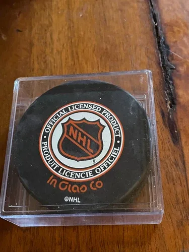 1992 43rd NHL All-Star Game Hockey Puck image indicator(2)