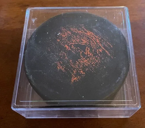 VINTAGE 1990s Pittsburgh penguins NHL GAME USED PUCK image indicator(2)