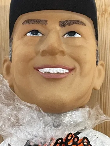 Cal Ripken Jr Bobblehead MLB Baseball image indicator(4)