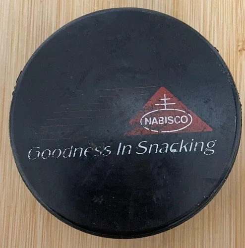 PITTSBURGH PENGUINS NHL VINTAGE CZECH HOCKEY PUCK image indicator(2)