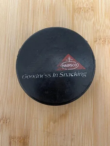 PITTSBURGH PENGUINS NHL VINTAGE CZECH HOCKEY PUCK image indicator(3)