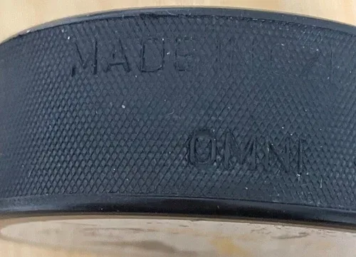 PITTSBURGH PENGUINS NHL VINTAGE CZECH HOCKEY PUCK image indicator(6)