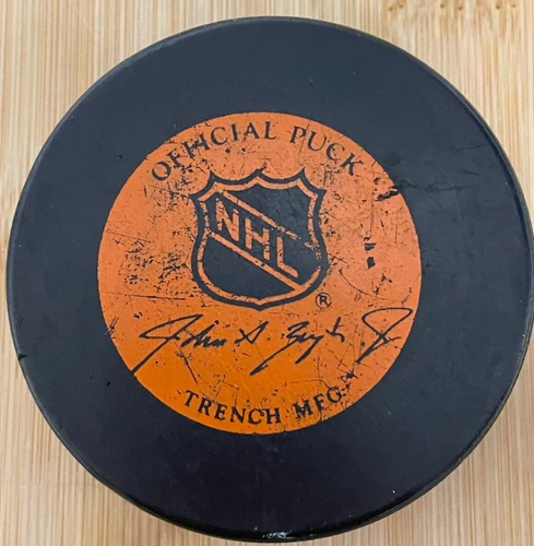 VINTAGE PITTSBURGH PENGUINS hockey puck NHL Official Licensed Pr - photo 3