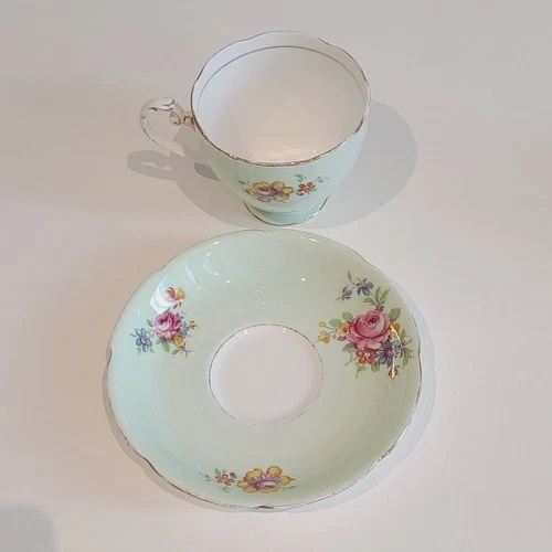 Vintage Royal Grafton Fine Bone China Floral Tea Cup And Saucer - photo 4