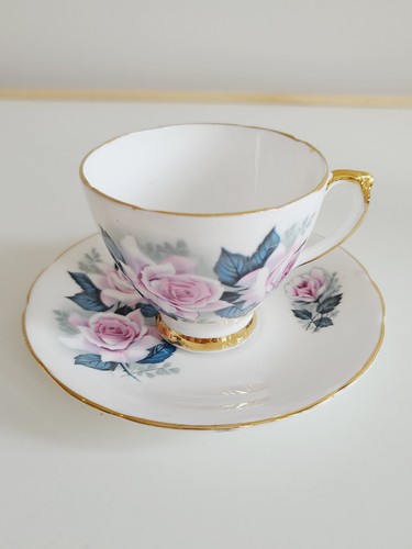 Vintage Delphine Bone China TeaCup & Saucer; Light Pink Rose (Ma