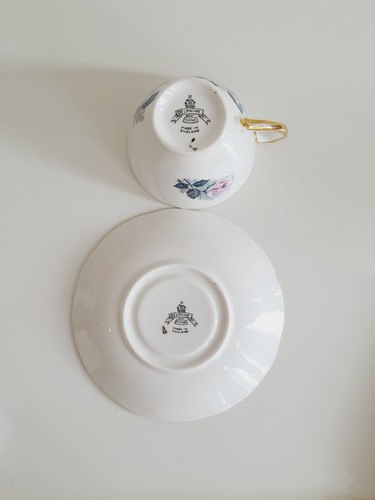 Vintage Delphine Bone China TeaCup & Saucer; Light Pink Rose (Ma - photo 4