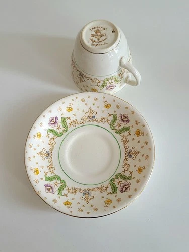 Creighton Barratt's Tea Cup - Violet Flowers - photo 4