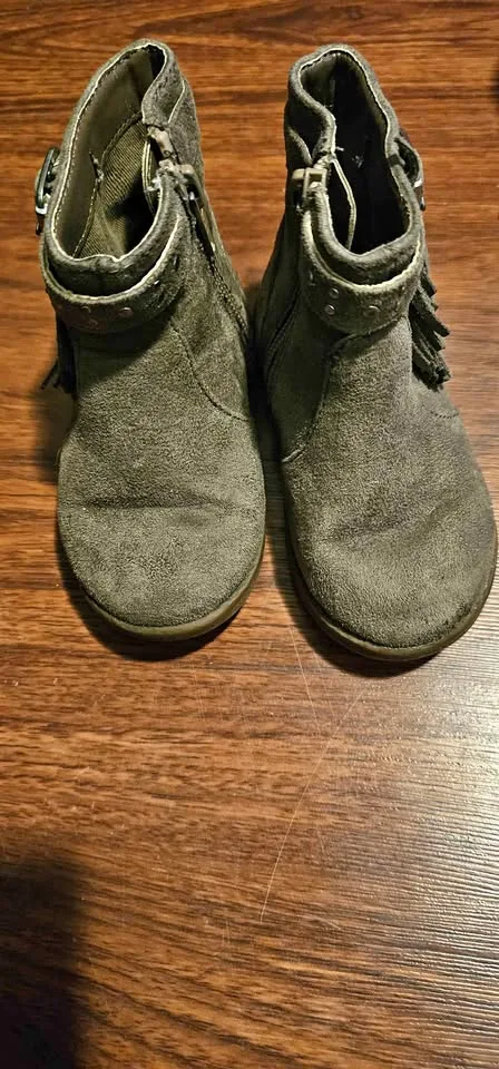 Toddler boots