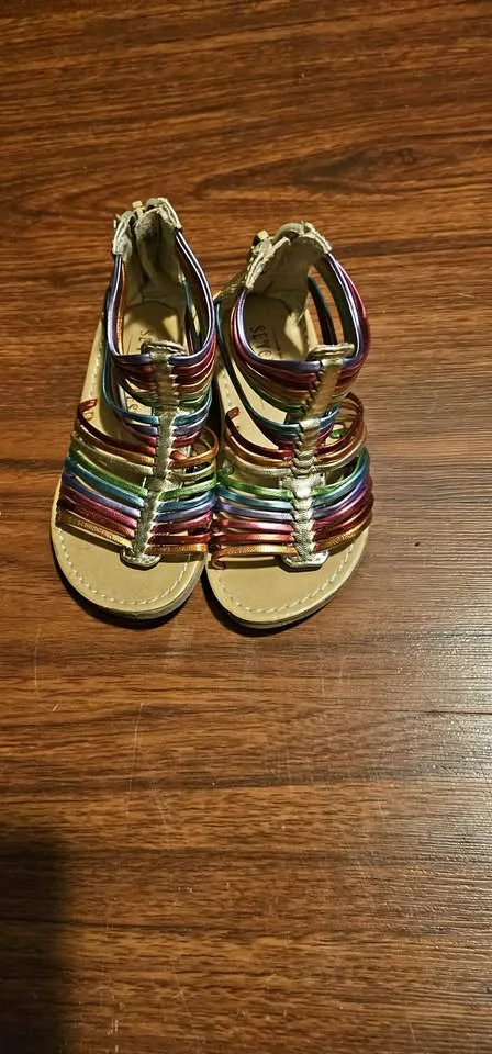 Toddler sandals