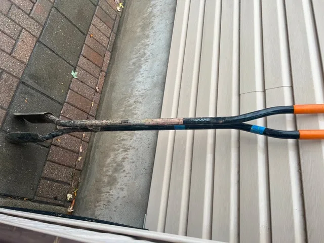 Post Hole Digger thumbnail