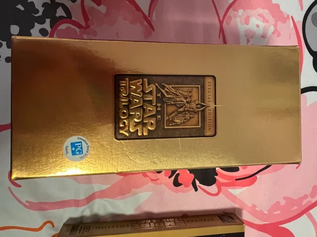 Star Wars Trilogy Special Edition VHS 1997 Gold Box Set image indicator(4)