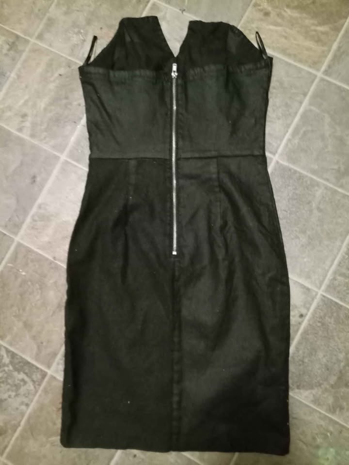 Black bodycon dress - photo 2