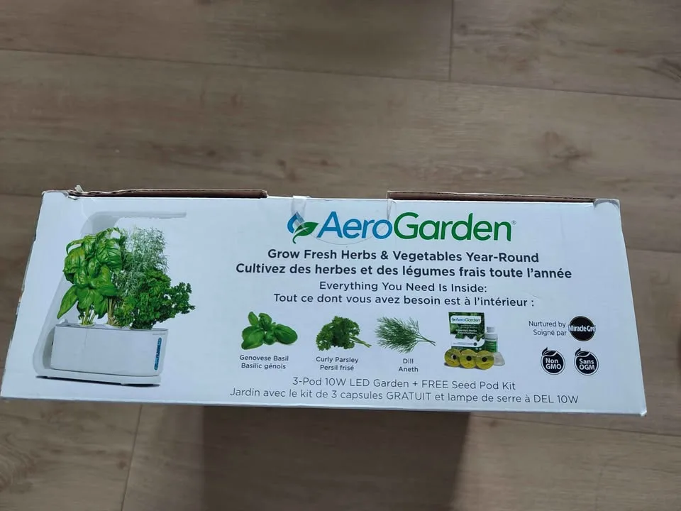 BNIB AeroGarden 3-Pod LED Garden image indicator(2)