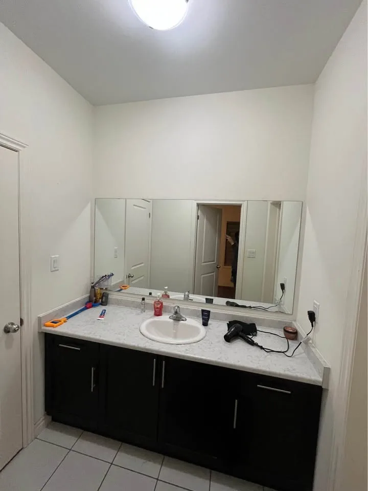 Private room for rent image indicator(4)