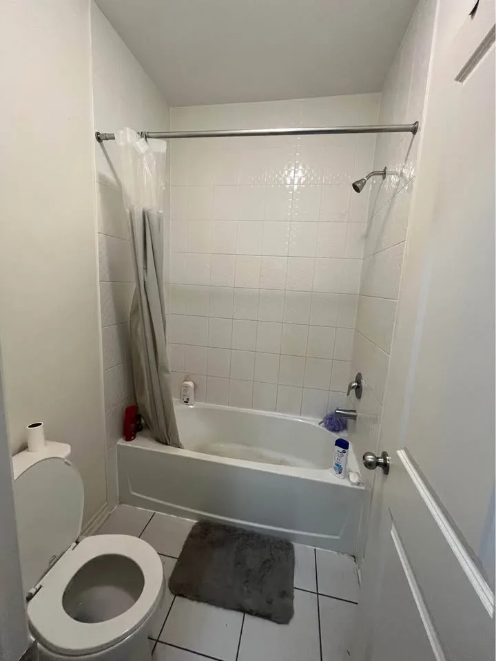 Private room for rent image indicator(5)