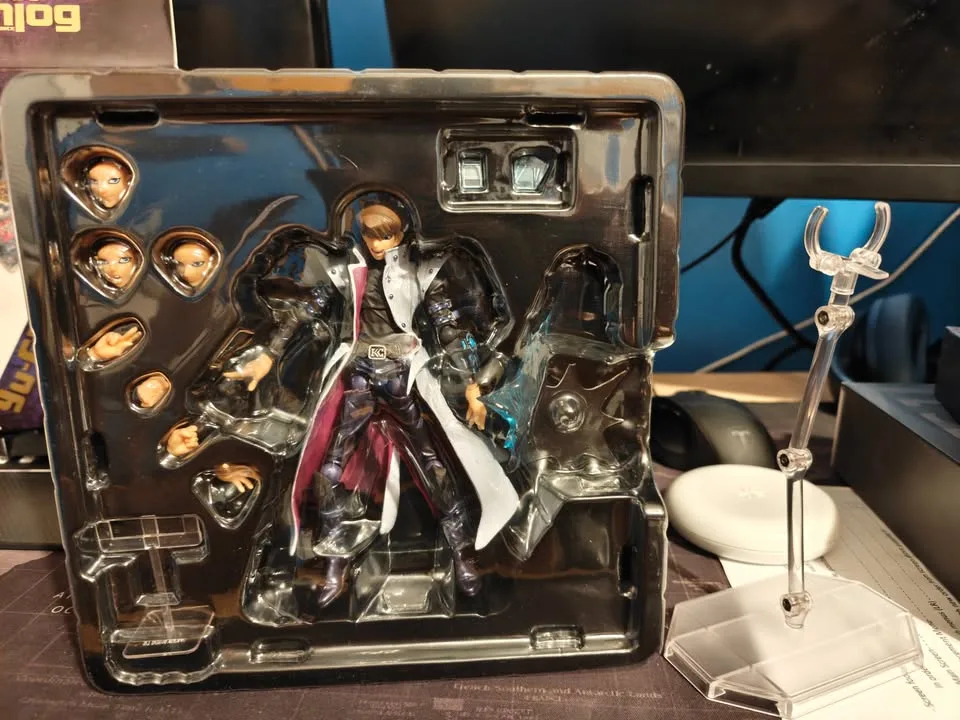 Revoltech Seto Kaiba image indicator(3)