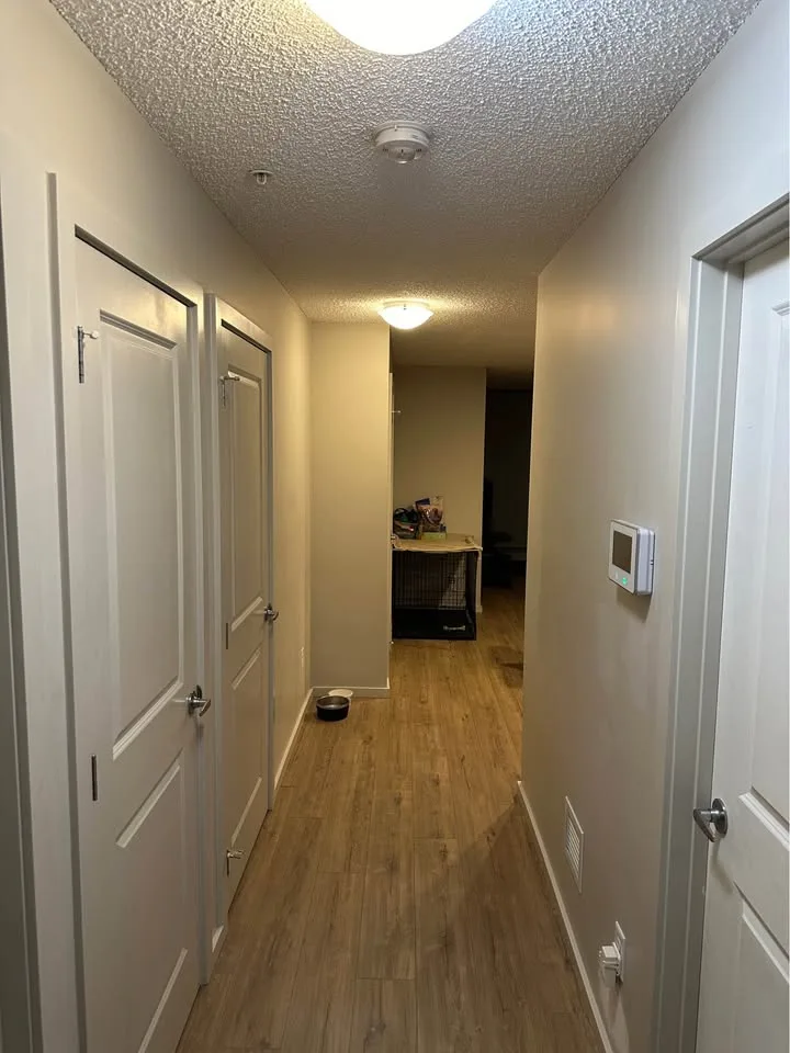 Private room for rent image indicator(7)