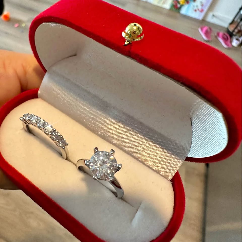 2.7 ct Lab Made Diamond Ring Pair with free test