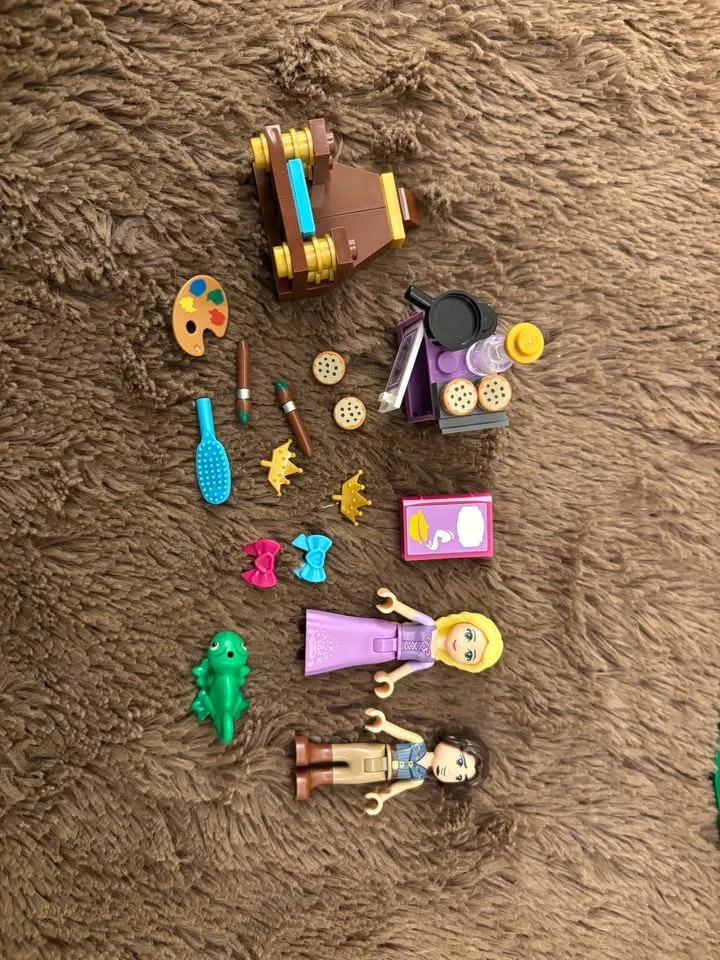 Larger Lego sets (see photos for all) image indicator(3)