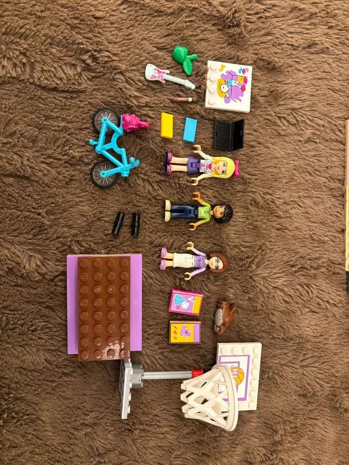 Larger Lego sets (see photos for all) image indicator(7)