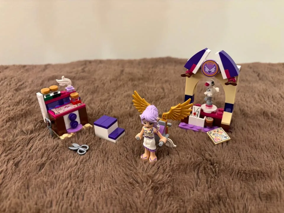 Smaller Lego sets (see all photos) image indicator(6)