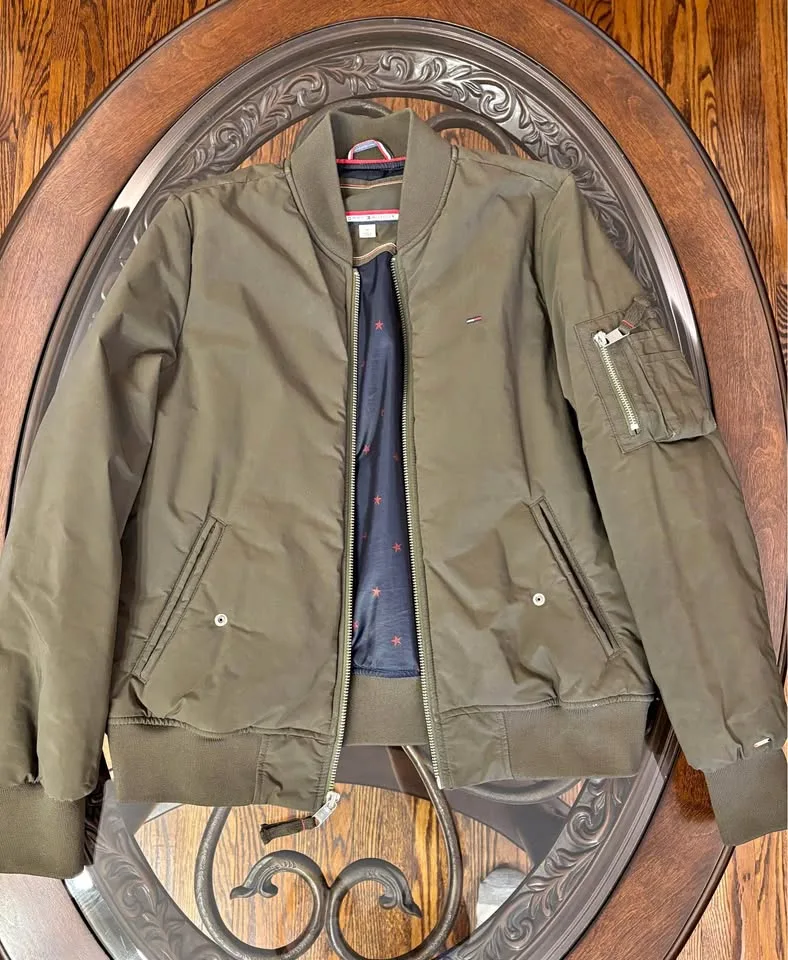 Tommy hilfigure bomber jacket thumbnail