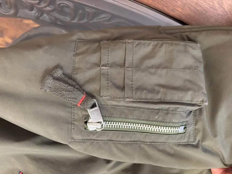 Tommy hilfigure bomber jacket image indicator(3)