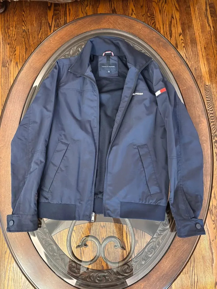 Tommy hilfigure fall jacket image indicator(2)