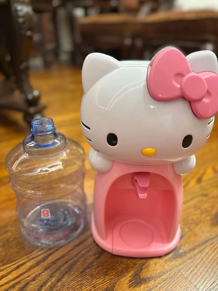 Super cute hello kitty water dispenser image indicator(3)