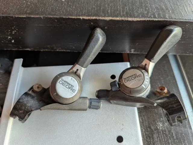 Vintage Shimano Deore groupset image indicator(2)