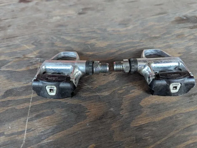 Shimano PD-R600 pedals image indicator(3)