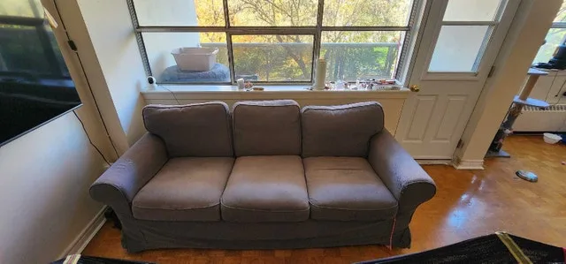 IKEA UPPLAND 3-seater sofa image indicator(2)