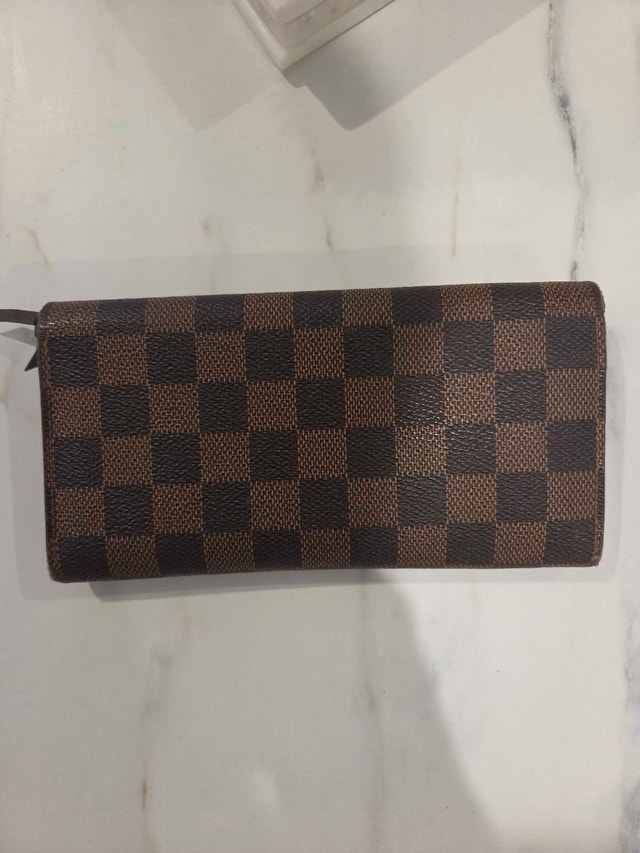 Authentic Louis Vuitton Damier Emilie Wallet - photo 2